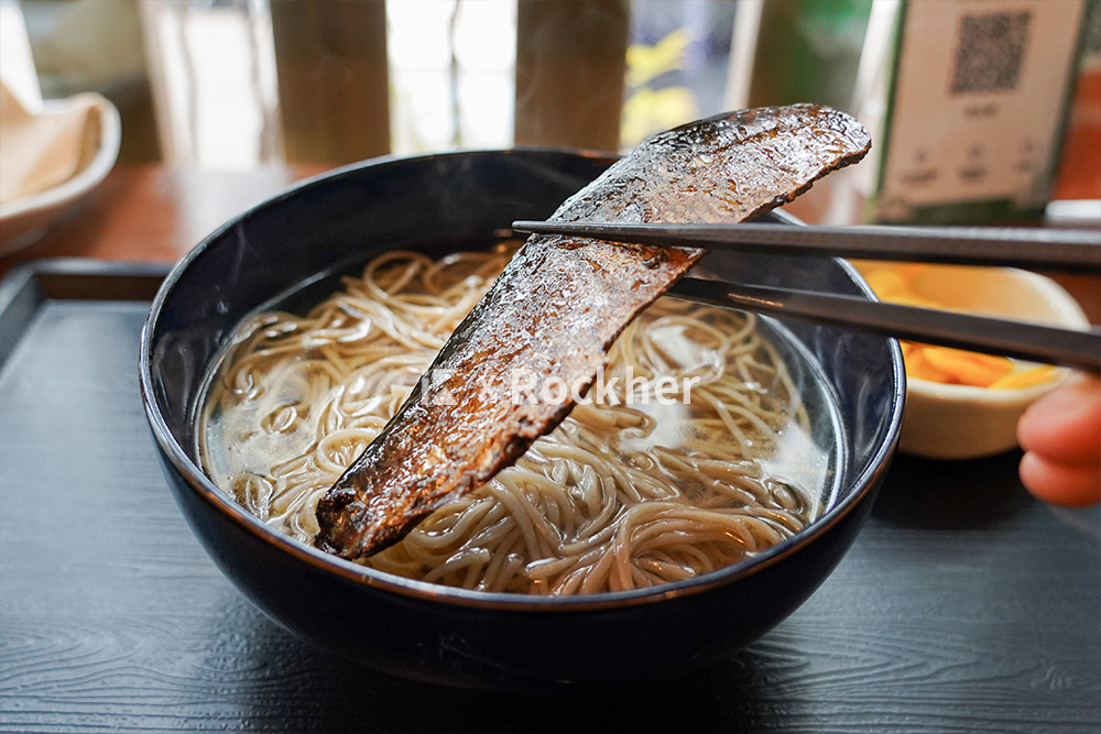 herring fish with japanese style buckwheat noodle soba