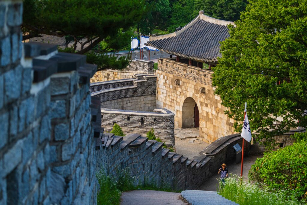 Suwon Hwaseong Fortress trail